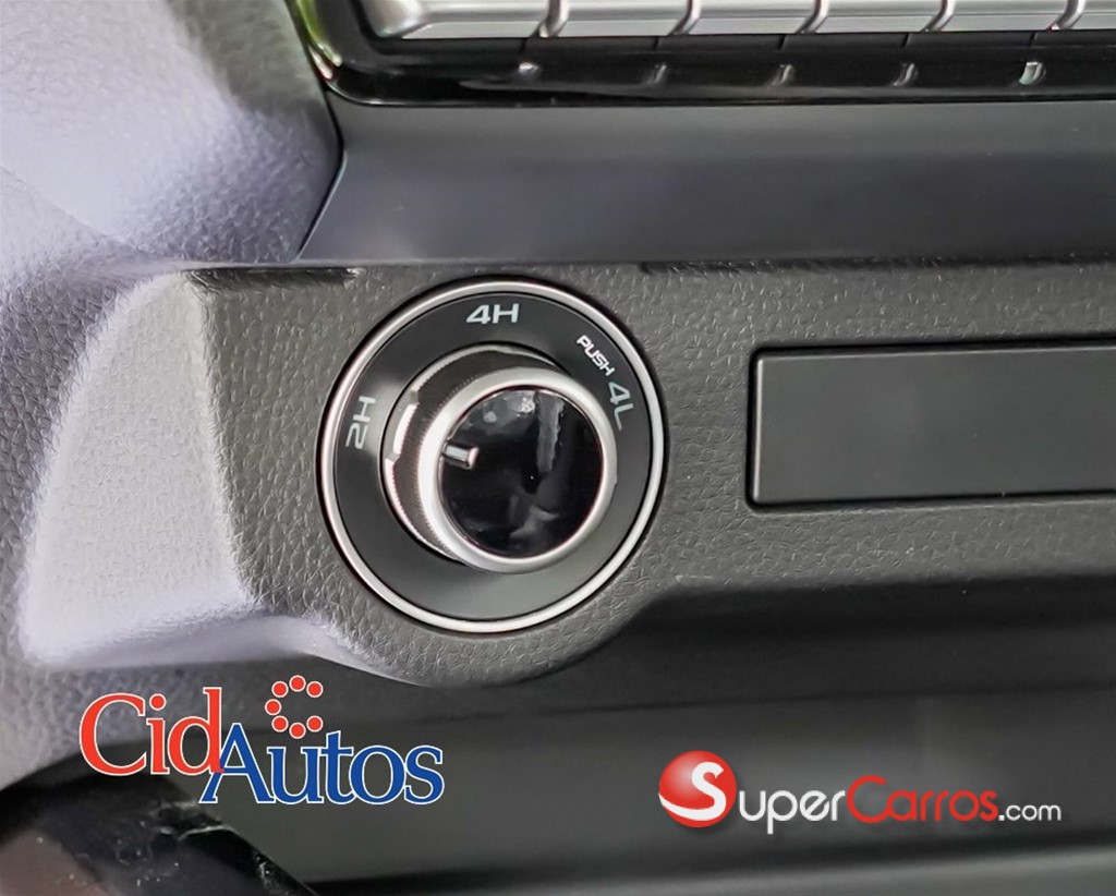 2027 Isuzu DMAX LSE — foto 8 / 12