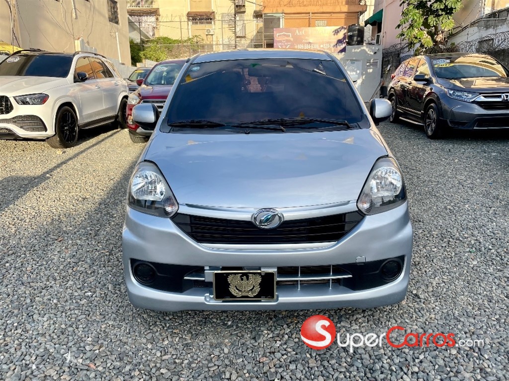 2016 Daihatsu Mira — foto 2 / 10