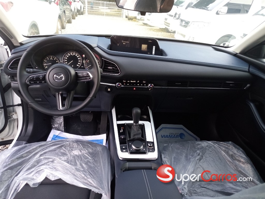 2026 Mazda CX-30 GS — foto 8 / 12