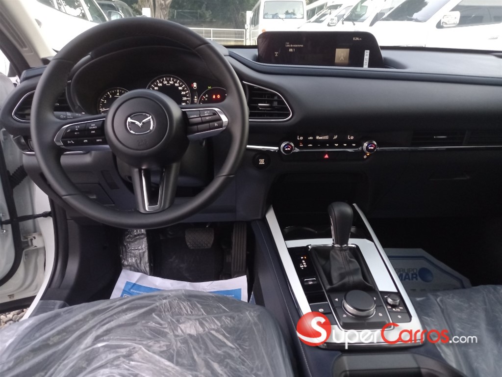 2026 Mazda CX-30 GS — foto 9 / 12
