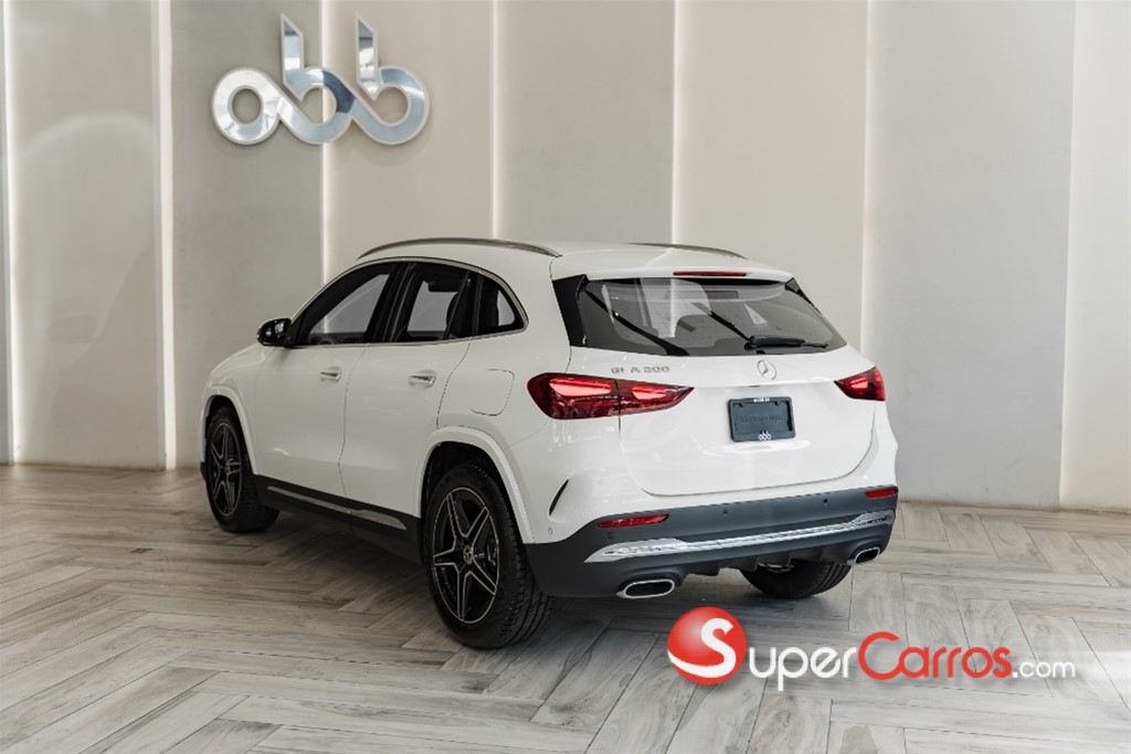 2026 Mercedes-Benz Clase GLA 200 AMG LINE — foto 5 / 11