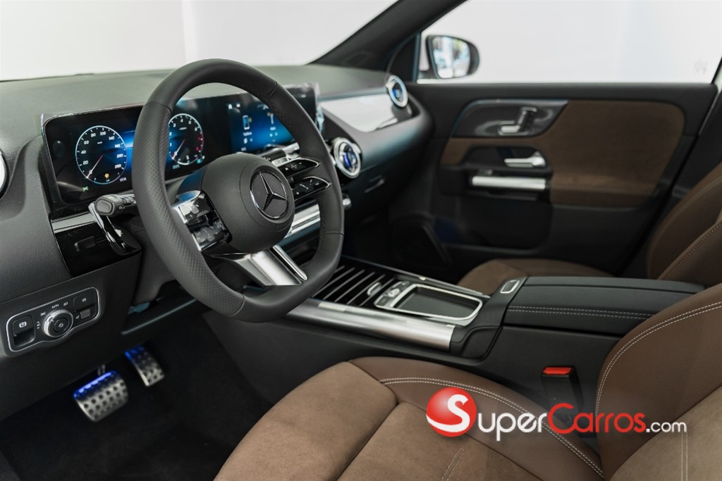 2026 Mercedes-Benz Clase GLA 200 AMG LINE — foto 6 / 11