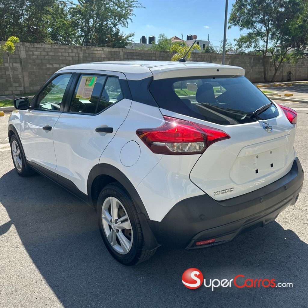 2020 Nissan Kicks — foto 5 / 10