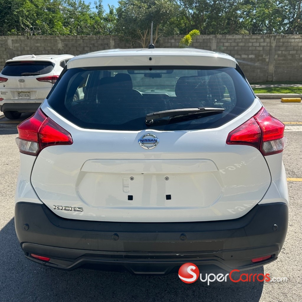 2020 Nissan Kicks — foto 6 / 10