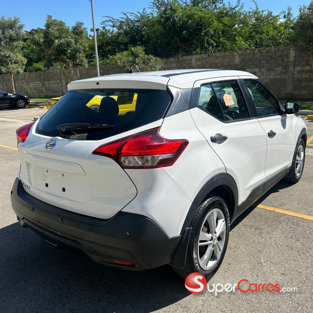 2020 Nissan Kicks — foto 7 / 10