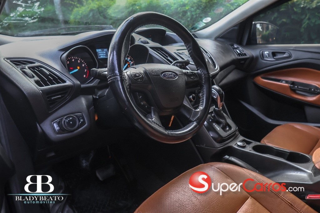 2013 Ford Escape S — foto 9 / 12