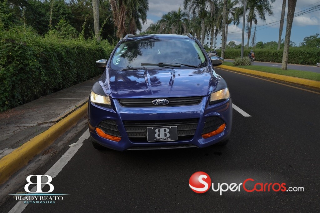 2013 Ford Escape S — foto 11 / 12