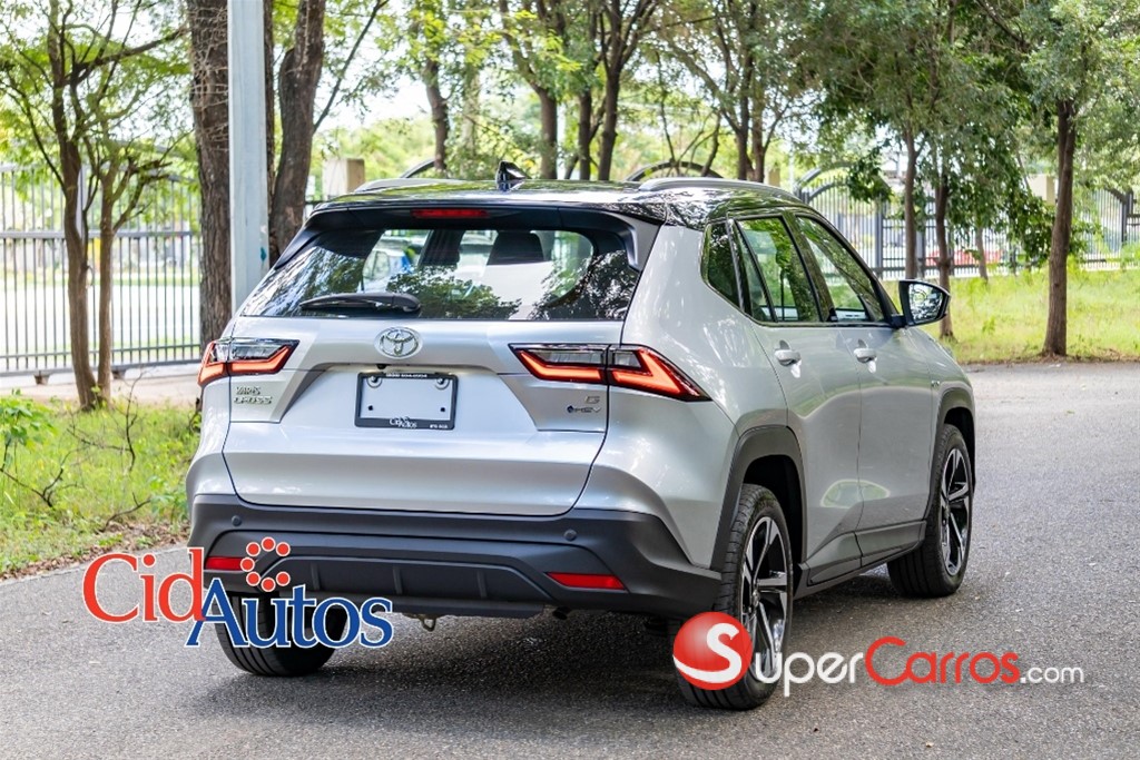 2026 Toyota Yaris Cross Hibrido Limited — foto 3 / 10