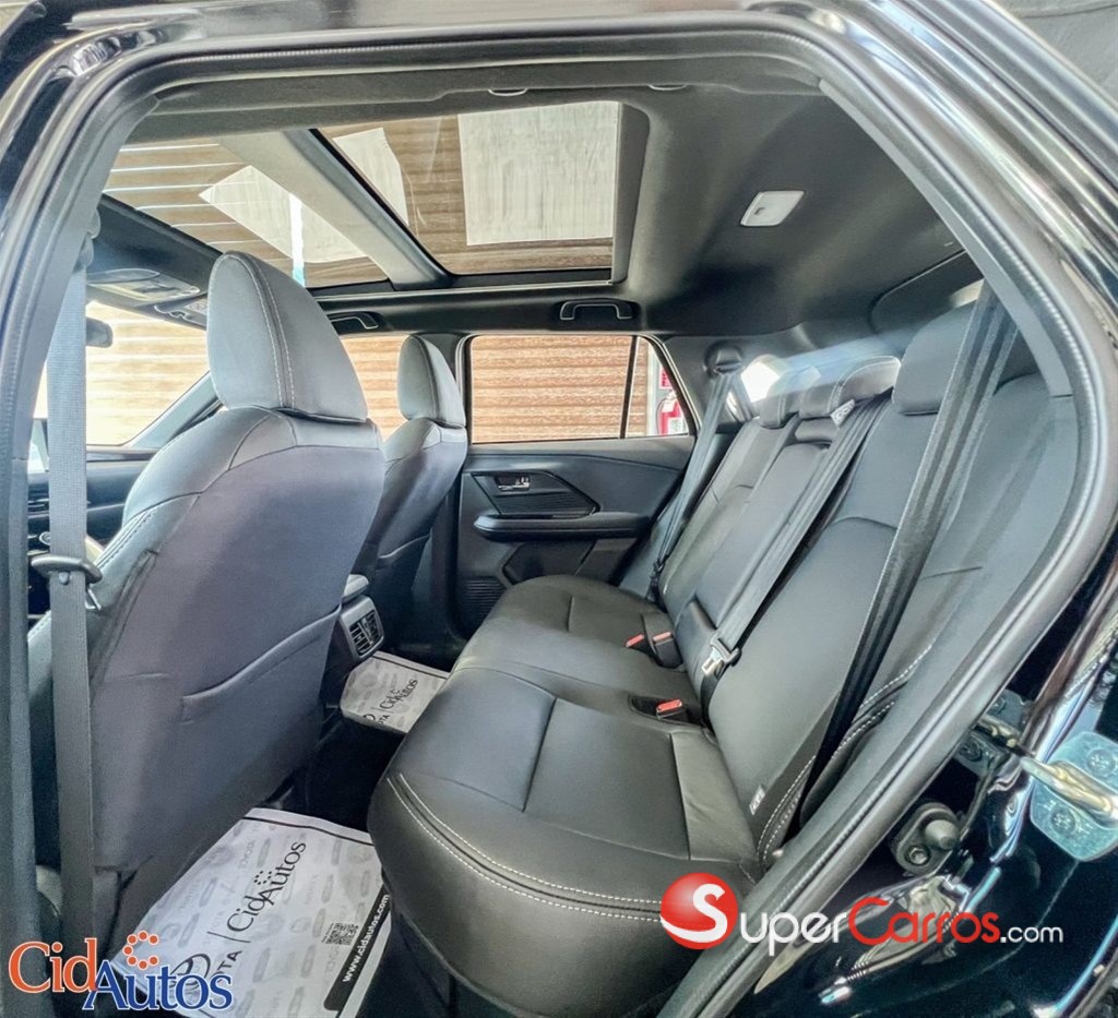 2026 Toyota Yaris Cross Hibrido Limited — foto 9 / 10