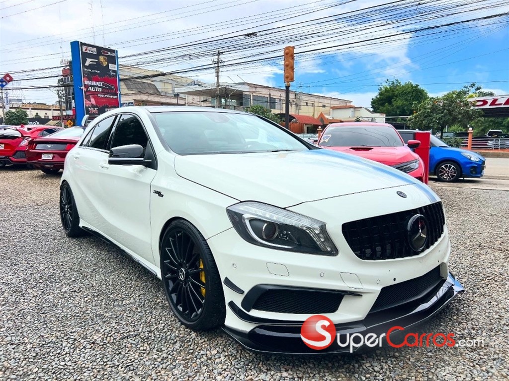 2014 Mercedes-Benz Clase A 45 AMG — foto 10 / 12