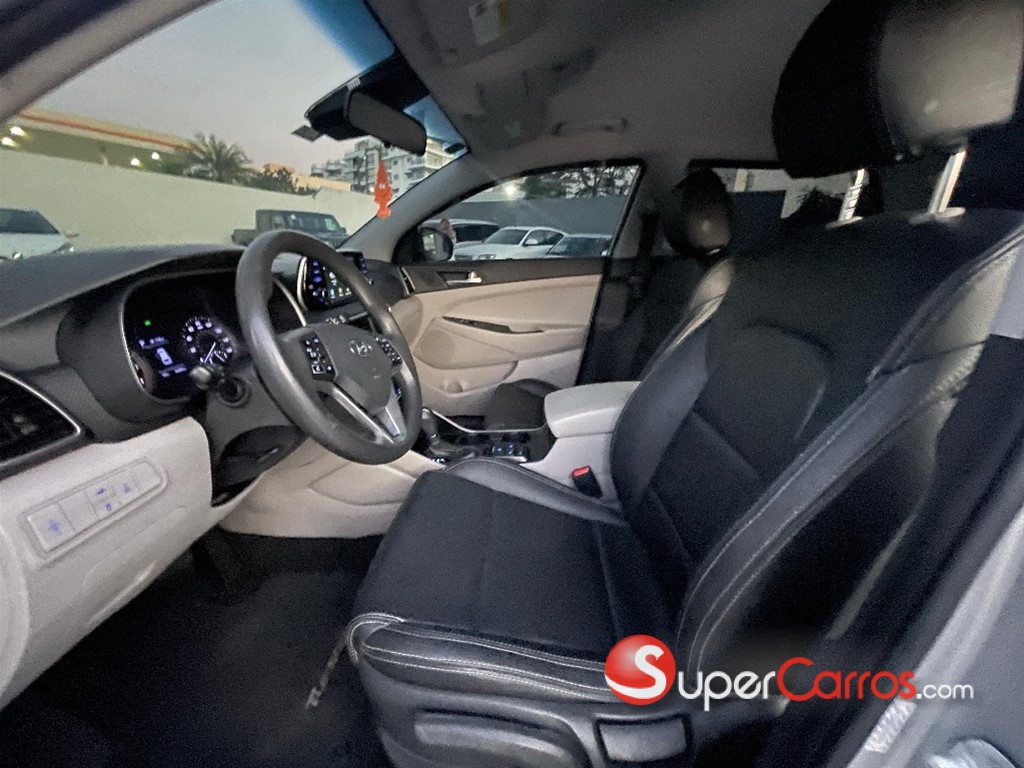 2019 Hyundai Tucson SE — foto 2 / 4