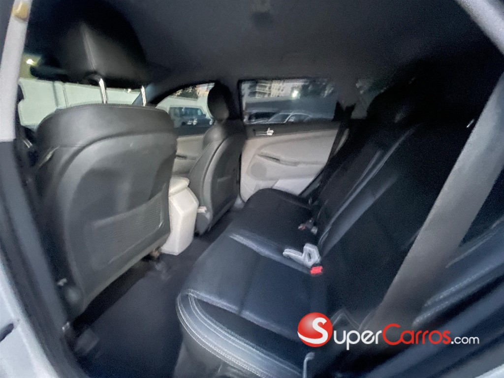 2019 Hyundai Tucson SE — foto 3 / 4