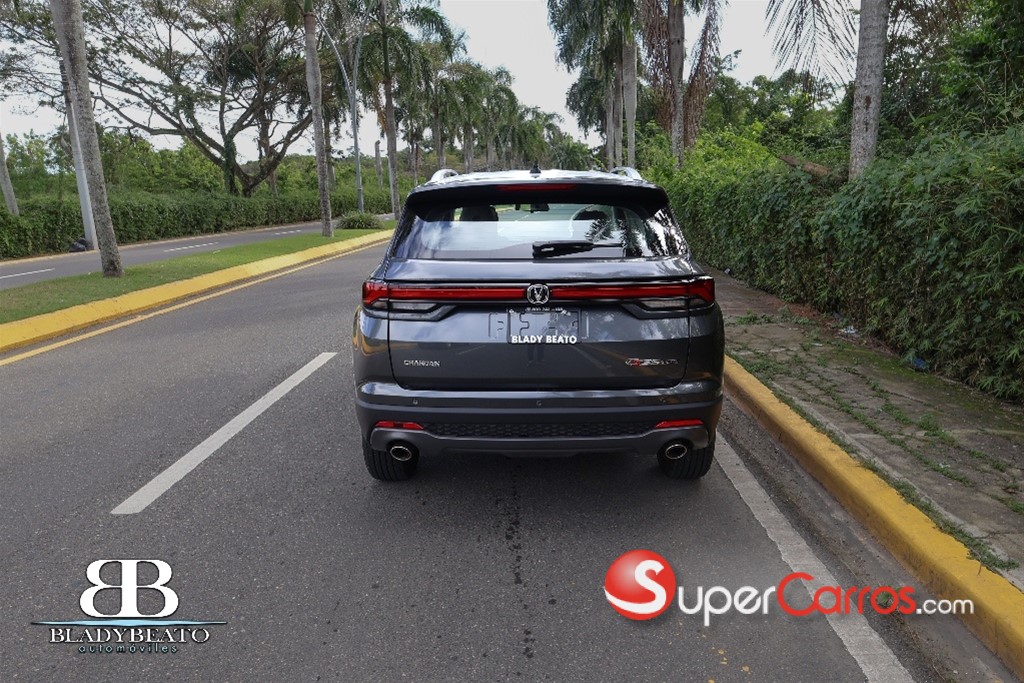 2027 Changan CS 35 Plus — foto 6 / 11
