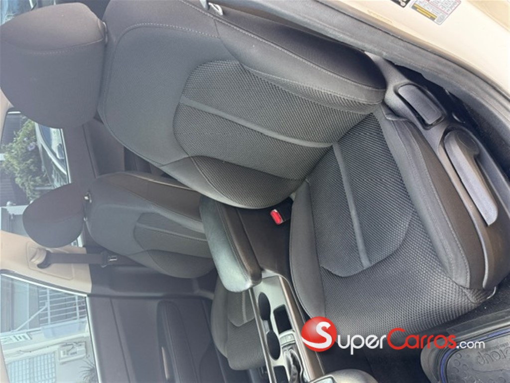 2019 Kia Optima S — foto 10 / 12