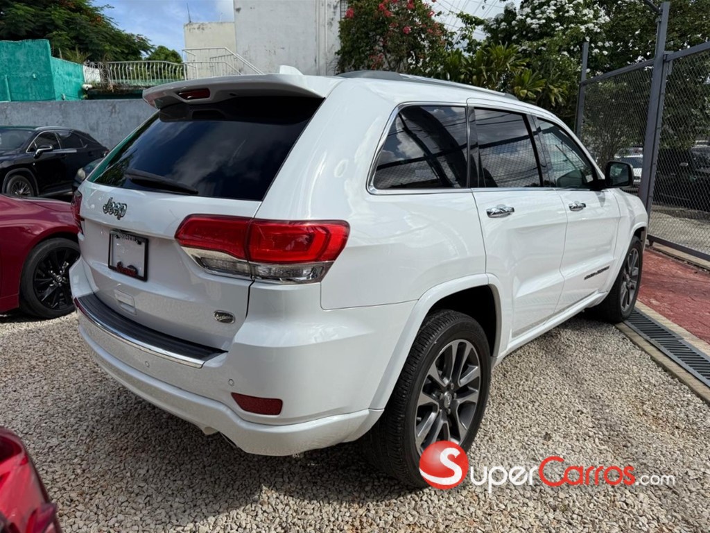 2018 Jeep Grand Cherokee Overland — foto 4 / 11