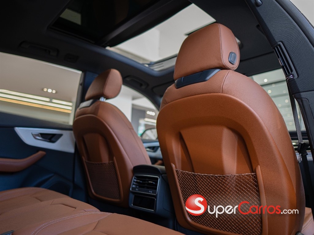 2025 Audi Q8 Sline Package — foto 5 / 12