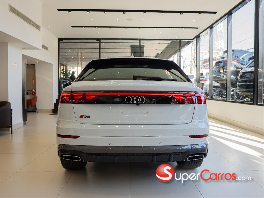 2025 Audi Q8 Sline Package — foto 11 / 12