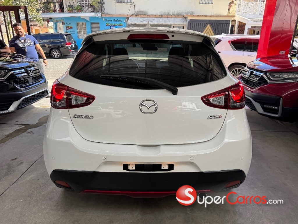 2019 Mazda Demio — foto 5 / 9
