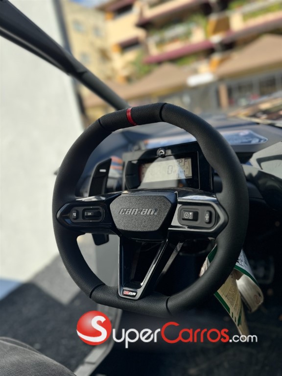 2025 Can Am Maverick MAX XRS SMART SHOX — foto 6 / 7