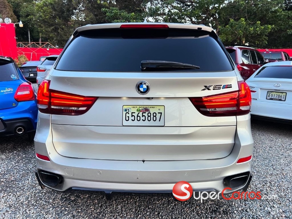 2015 BMW X 5 SDrive 35i — foto 4 / 10