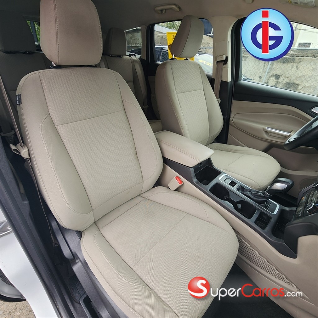 2018 Ford Escape SE — foto 6 / 8