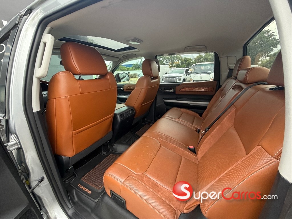 2019 Toyota Tundra Edition 1794 — foto 8 / 11