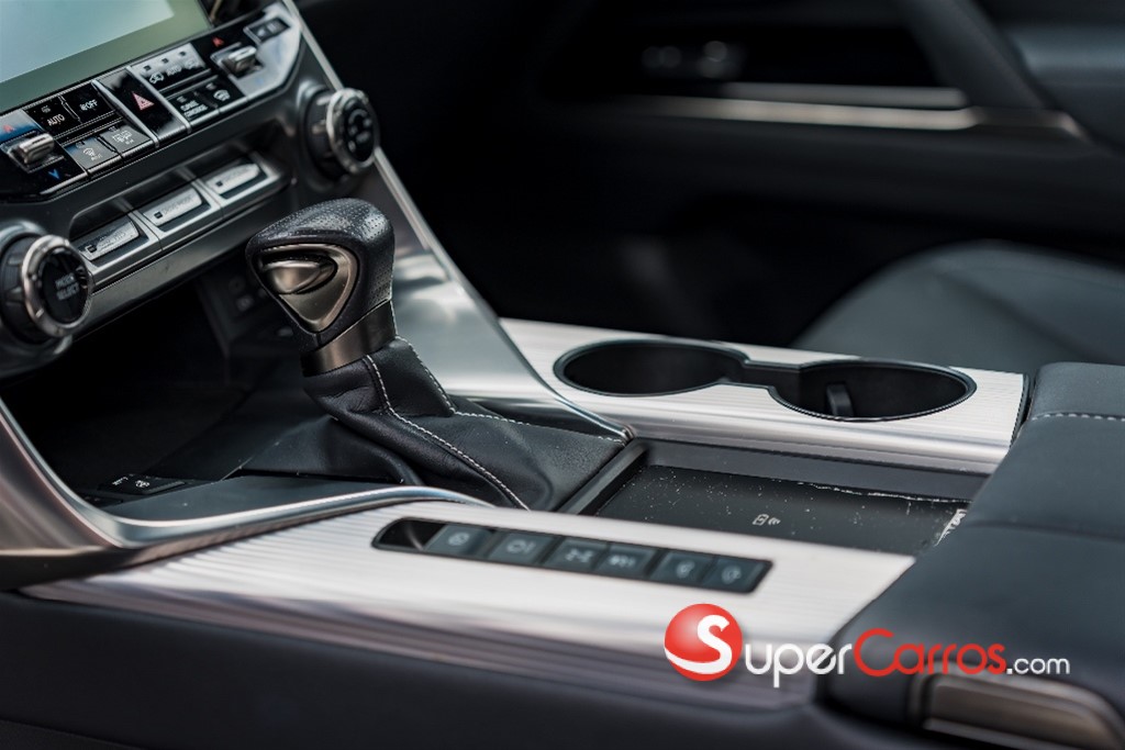 2022 Lexus LX 600 F Sport — foto 10 / 11