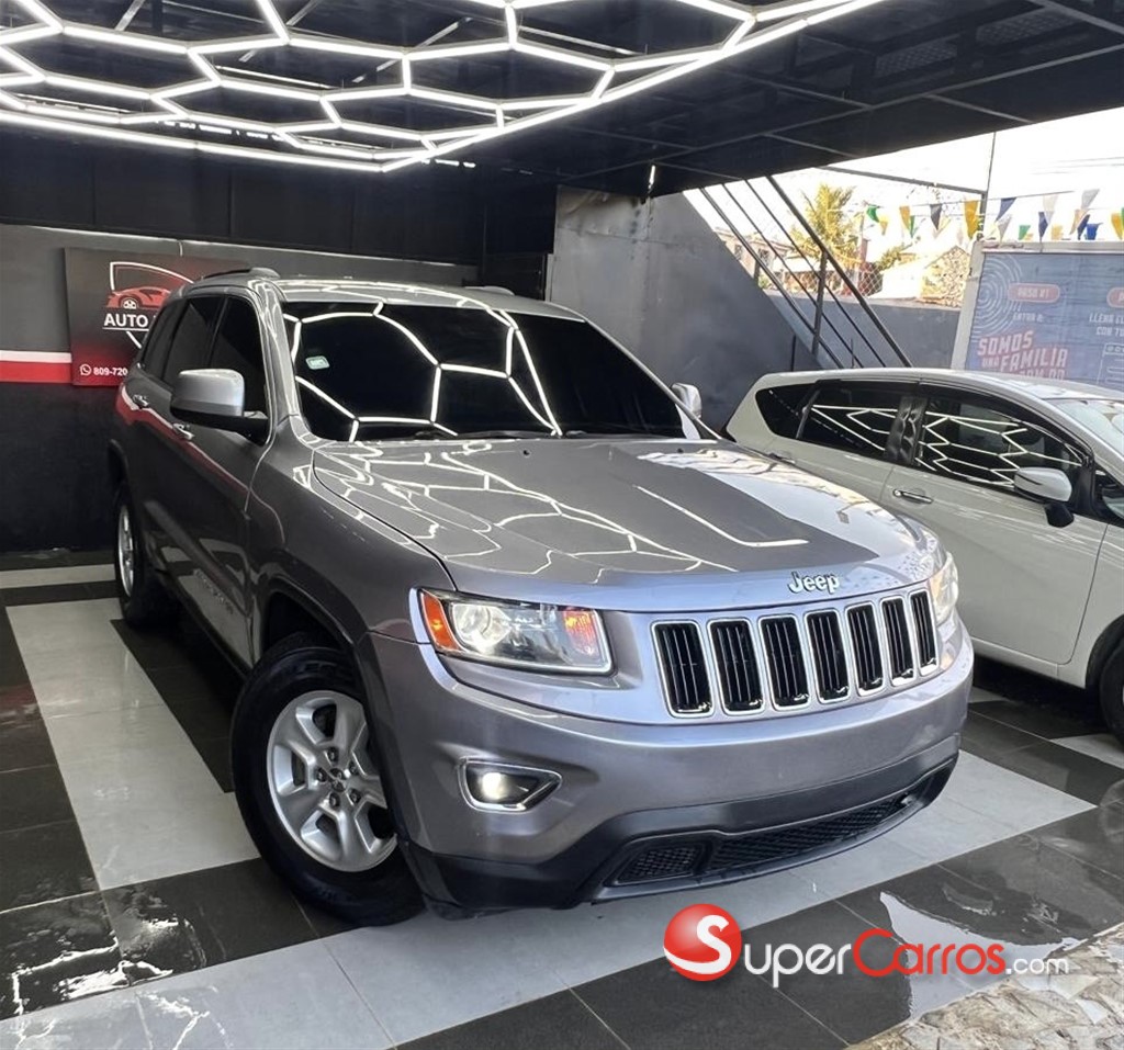 2014 Jeep Cherokee Laredo — foto 10 / 12