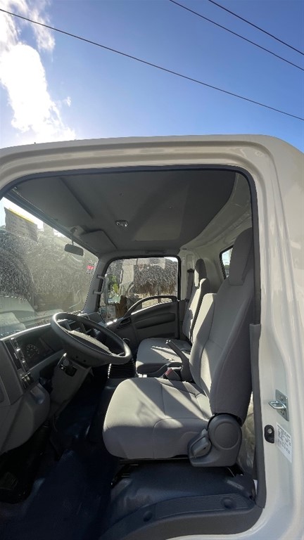 2025 Isuzu Camion Cama Larga — foto 5 / 10