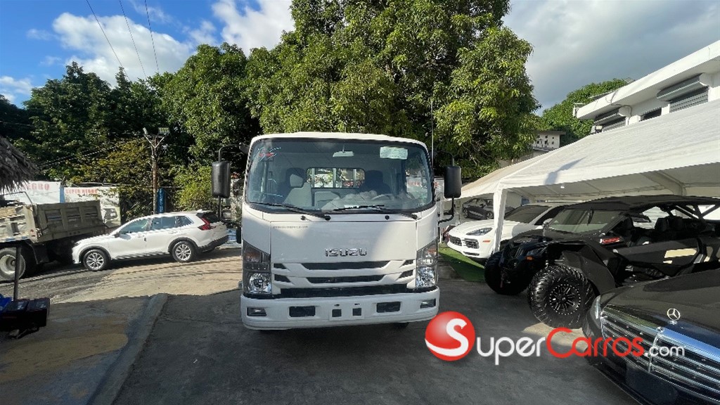 2025 Isuzu Camion Cama Larga — foto 9 / 10