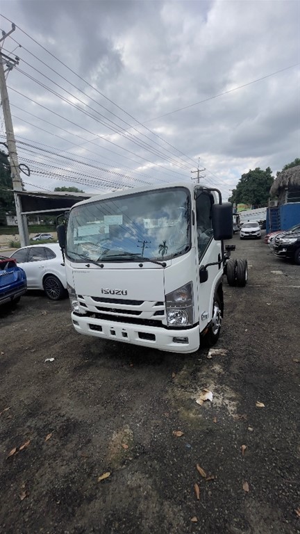 2025 Isuzu Camion — foto 10 / 10
