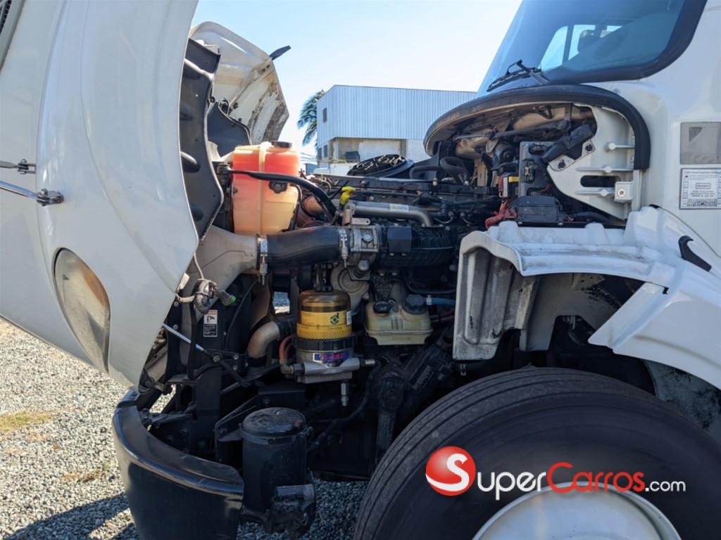 2015 Freightliner M2 — foto 10 / 12