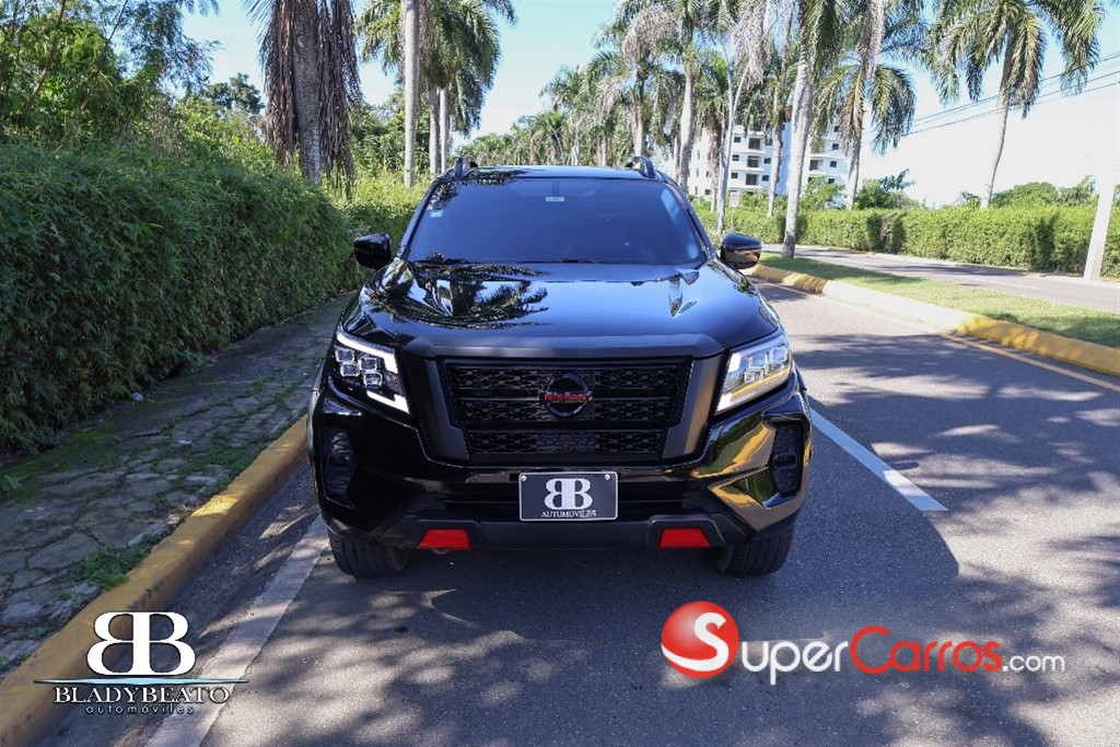 2019 Nissan Frontier LE — foto 8 / 10
