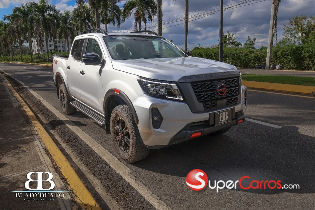 2026 Nissan Frontier Pro-4X — foto 3 / 11