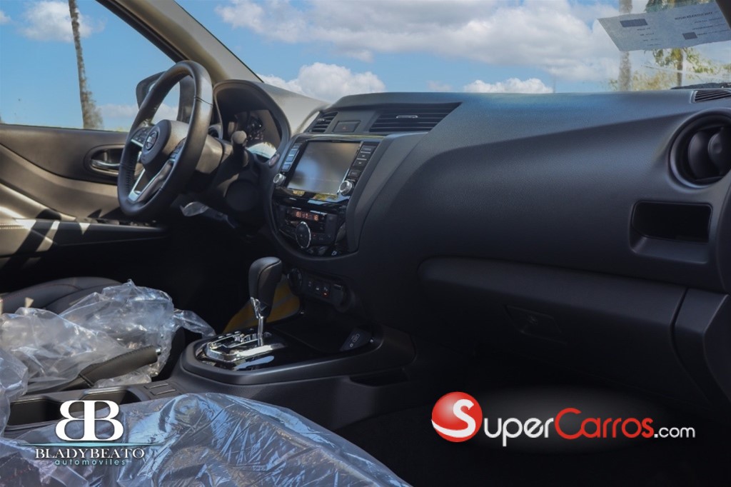 2026 Nissan Frontier Pro-4X — foto 10 / 11