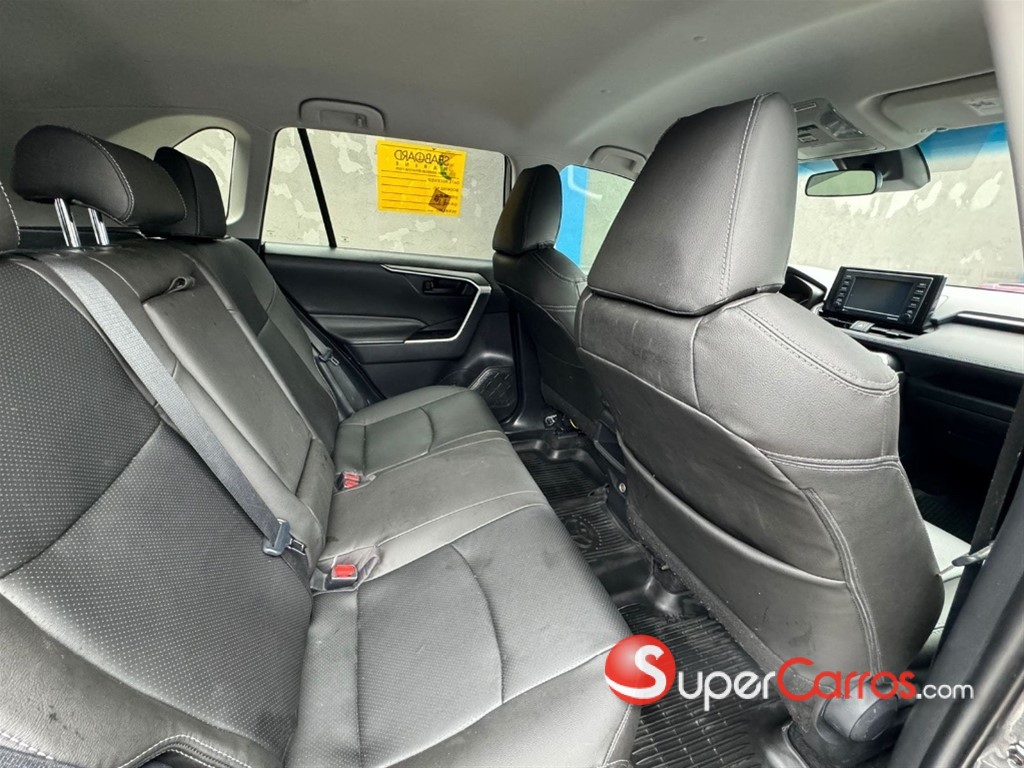 2021 Toyota RAV4 LE — foto 11 / 11