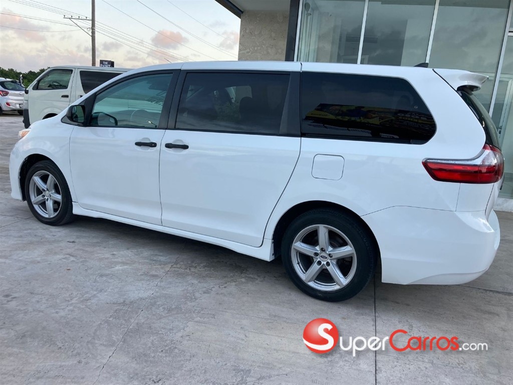 2020 Toyota Sienna — foto 6 / 10