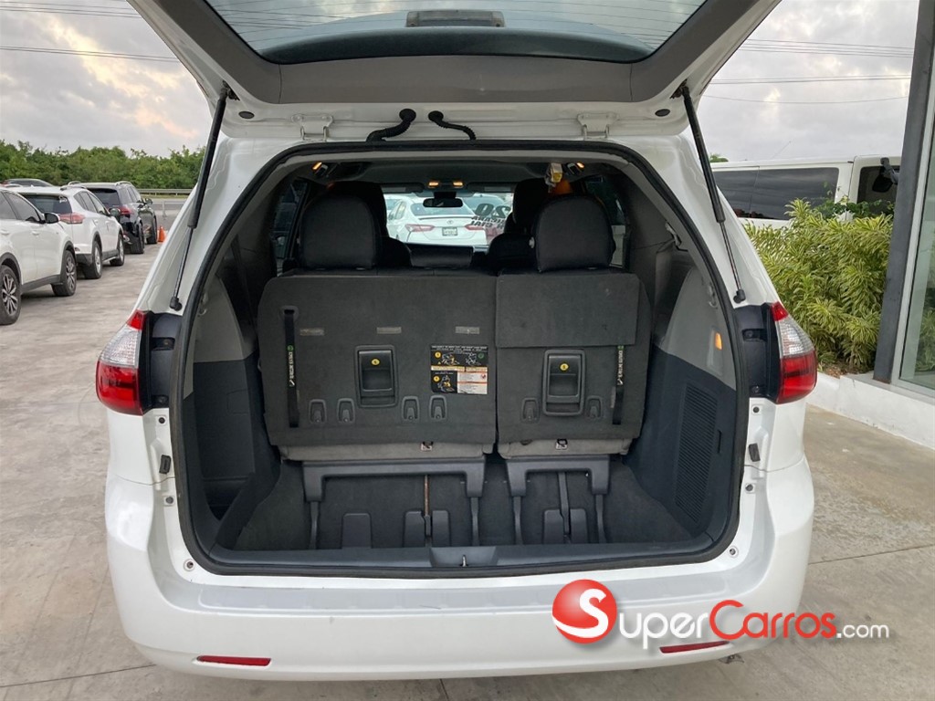 2020 Toyota Sienna — foto 10 / 10