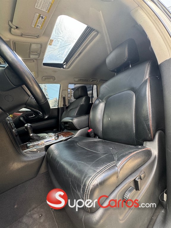 2017 Nissan Armada PLATINUM — foto 7 / 12