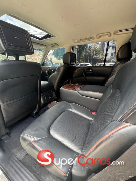 2017 Nissan Armada PLATINUM — foto 8 / 12