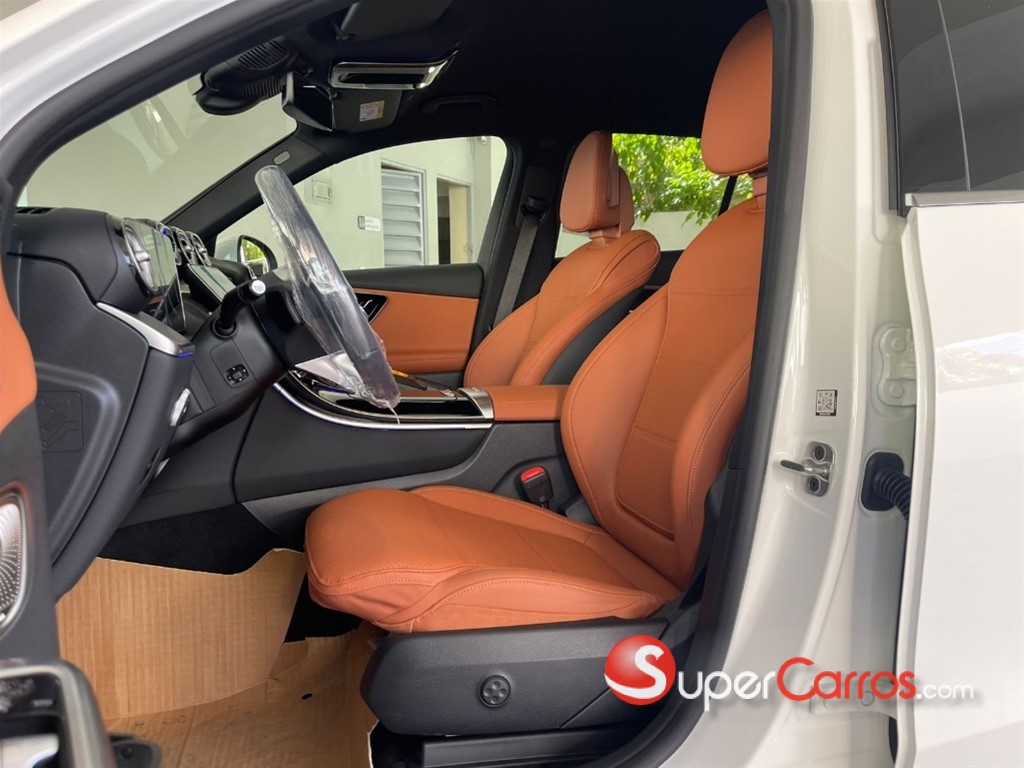 2026 Mercedes-Benz Clase GLC 200 — foto 6 / 9