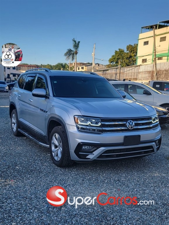 2018 Volkswagen Atlas SEL — foto 2 / 9