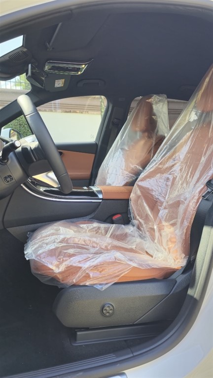 2025 Mercedes-Benz Clase GLC 200 — foto 7 / 12