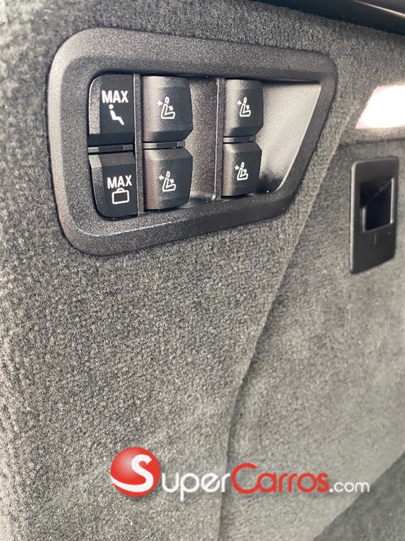 2022 BMW X 7 xDrive 40i Mpackage — foto 6 / 12