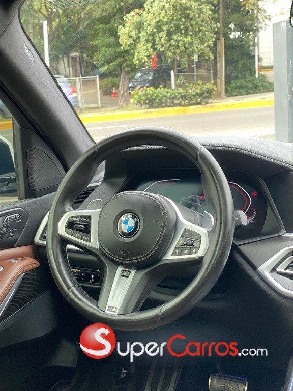 2022 BMW X 7 xDrive 40i Mpackage — foto 9 / 12