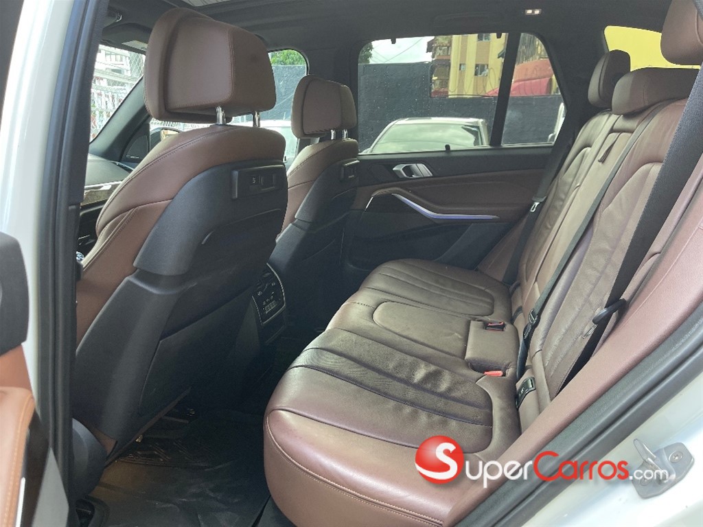2019 BMW X 5 XDRIVE 50i — foto 8 / 8