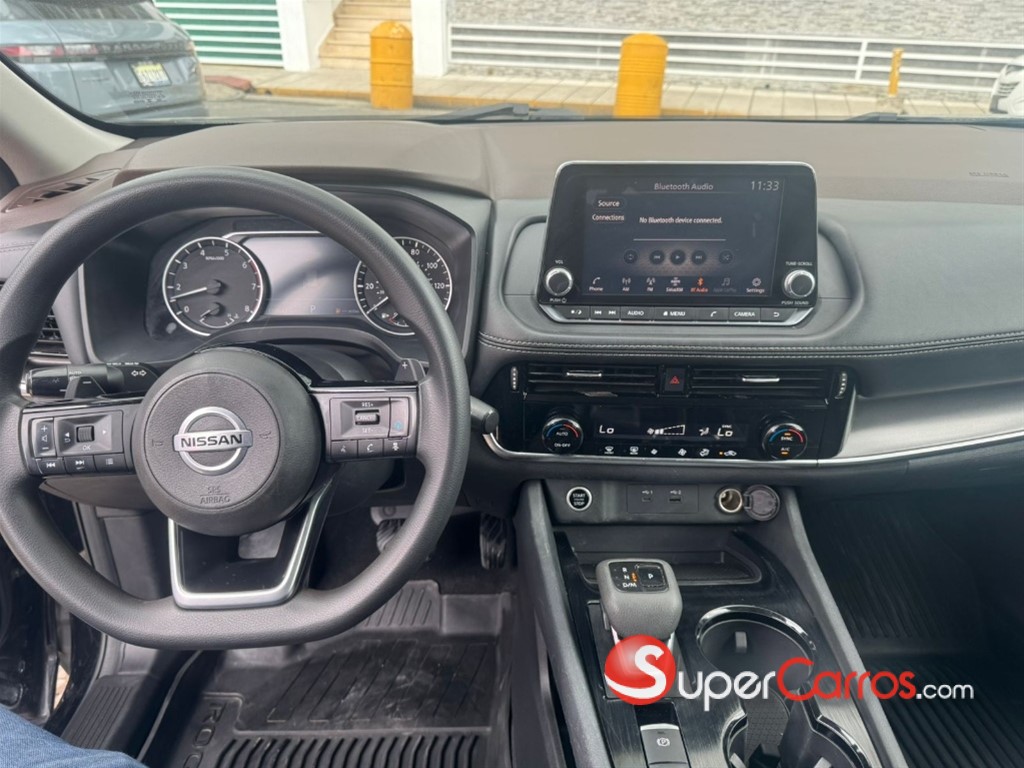 2021 Nissan Rogue SV — foto 7 / 10