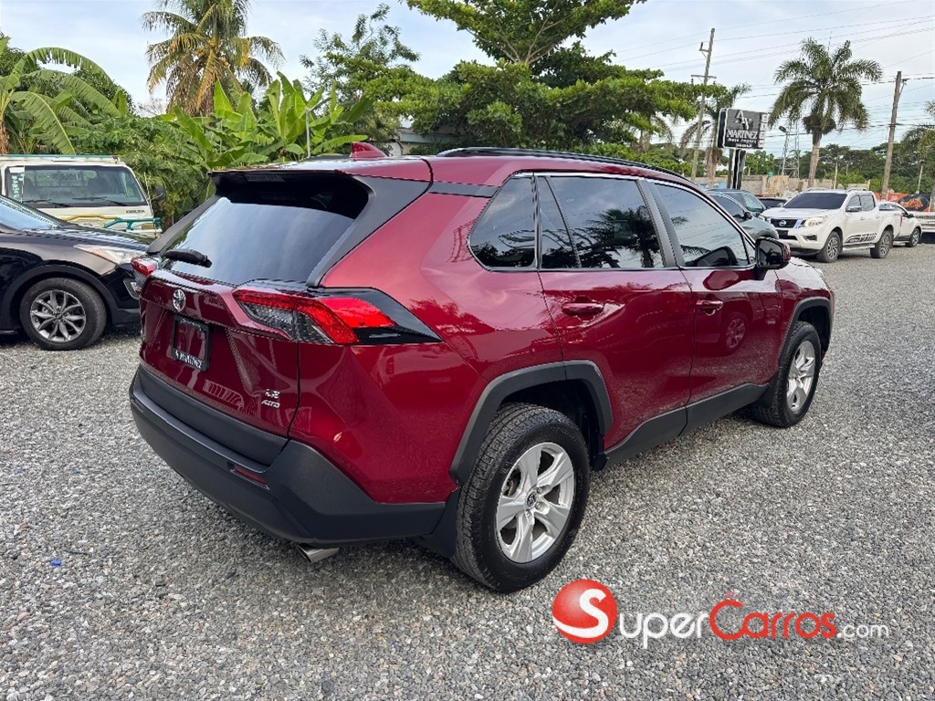 2021 Toyota RAV4 LE — foto 7 / 11