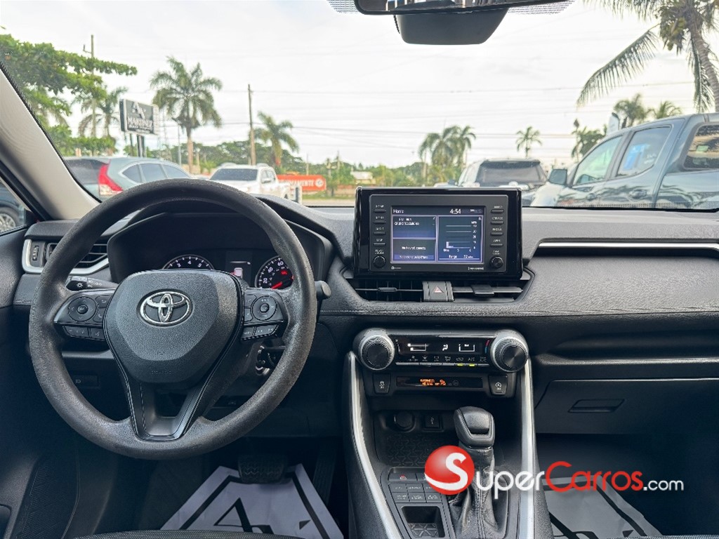 2021 Toyota RAV4 LE — foto 10 / 11