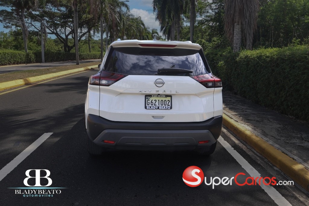 2023 Nissan X-Trail Sense — foto 8 / 11